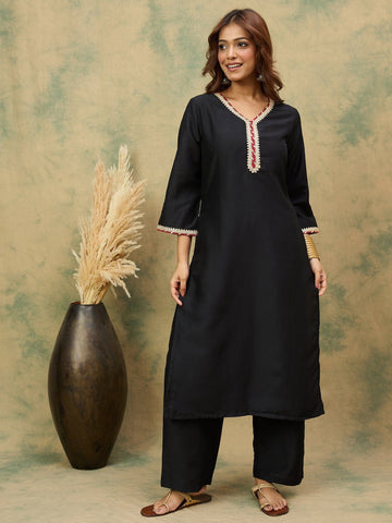 Varanga Women Regular Kurta with Trousers & with Dupatta