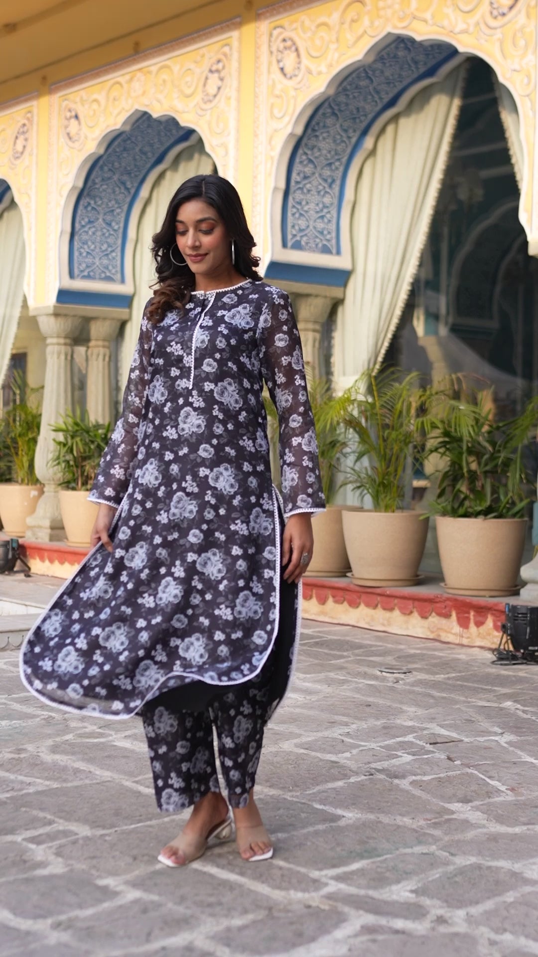 Varanga Women Black Floral Printed Kota Check Round Neck Straight Kurta With Printed Bottom