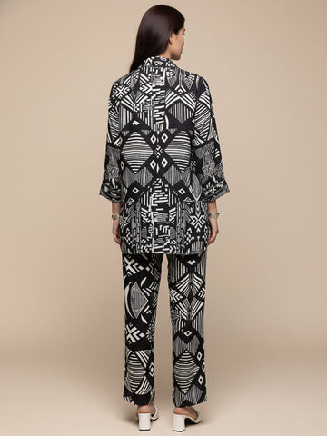 KSUT Women Abstract Printed Embellished Co-Ord Set