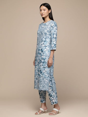 KSUT Women Women White & Blue Floral Printed A-Line Kurta Paired With Tonal Bottom