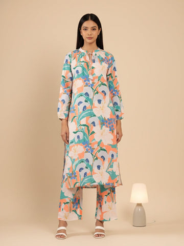 KSUT Women Orange Floral Printed Mandarin Collar With Gathered Details, Bishop Sleeves Straight Kurta Paired With Printed Bottom