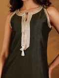 Varanga Women Olive Green Lace Embellished Sleeveless Straight Kurta Paired With Tonal Plazzo And Dupatta