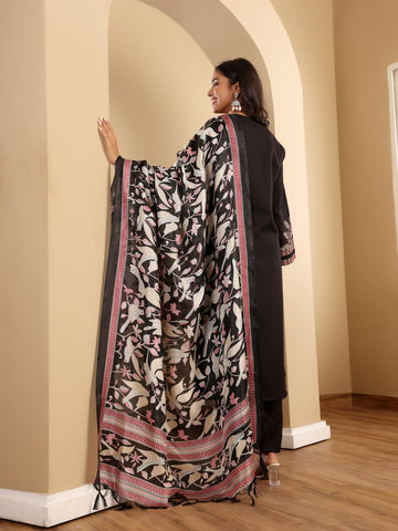 Varanga Women Black Embroidered Kurta Paired With Tonal Bottom And Printed Bhaghalpuri Dupatta