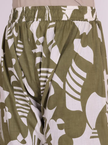 KSUT Women Bold Abstract Printed V Neck Flared Sleeve Kurta With Trouser