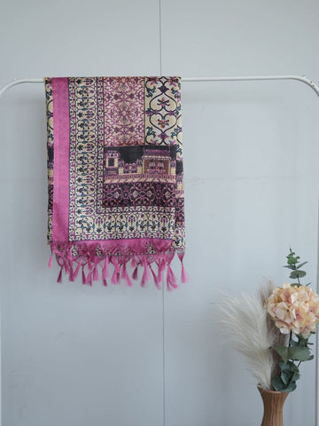 Free Varanga Free Dupatta