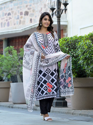 Varanga Women Geometric Printed Kurta Paired With Bottom And Dupatta