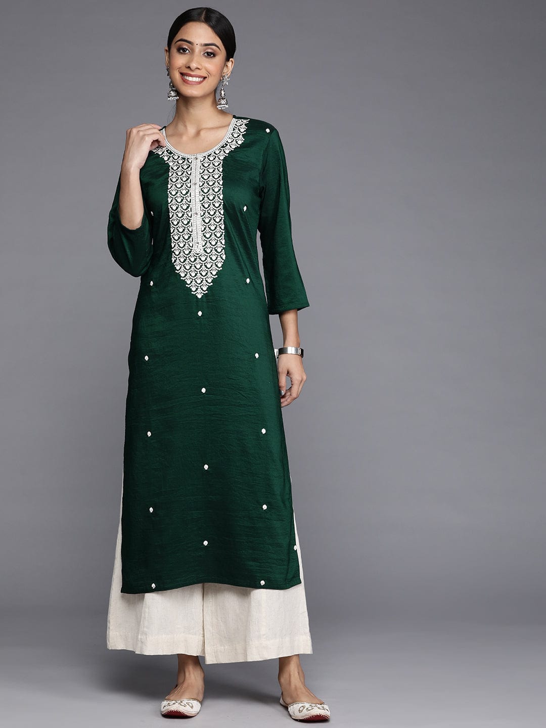 Dark Green Colour 34 Sleeves Ladies Kurti For Party And Casual Wear  Decoration Material Laces at Best Price in Bhiwani  V World