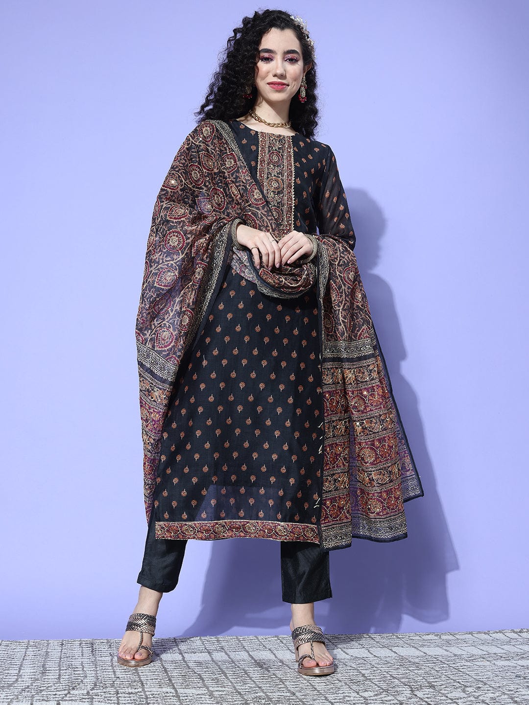 Black Floral Printed Kurta Paired With Tonal Bottom And Thread Embroidered Dupatta