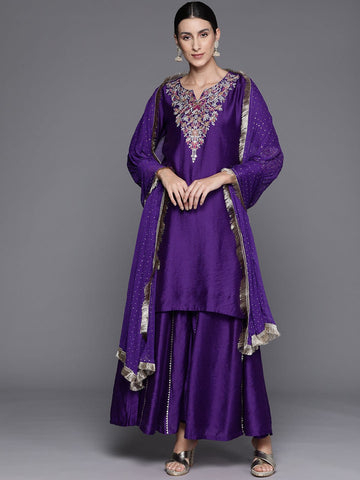 Floral Embroidered Straight Kurta Paired With Bottom And Dupatta
