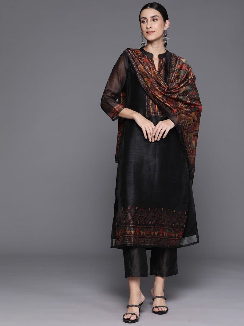 Black Printed Straight Kurta Paired With Solid Bottom And Printed Dupatta