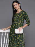 Varanga Women Green Cotton Floral Printed Straight Kurta