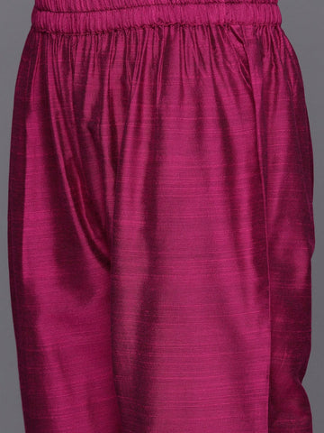 Varanga Women Straight Emroidered Kurta With Printed Bottom