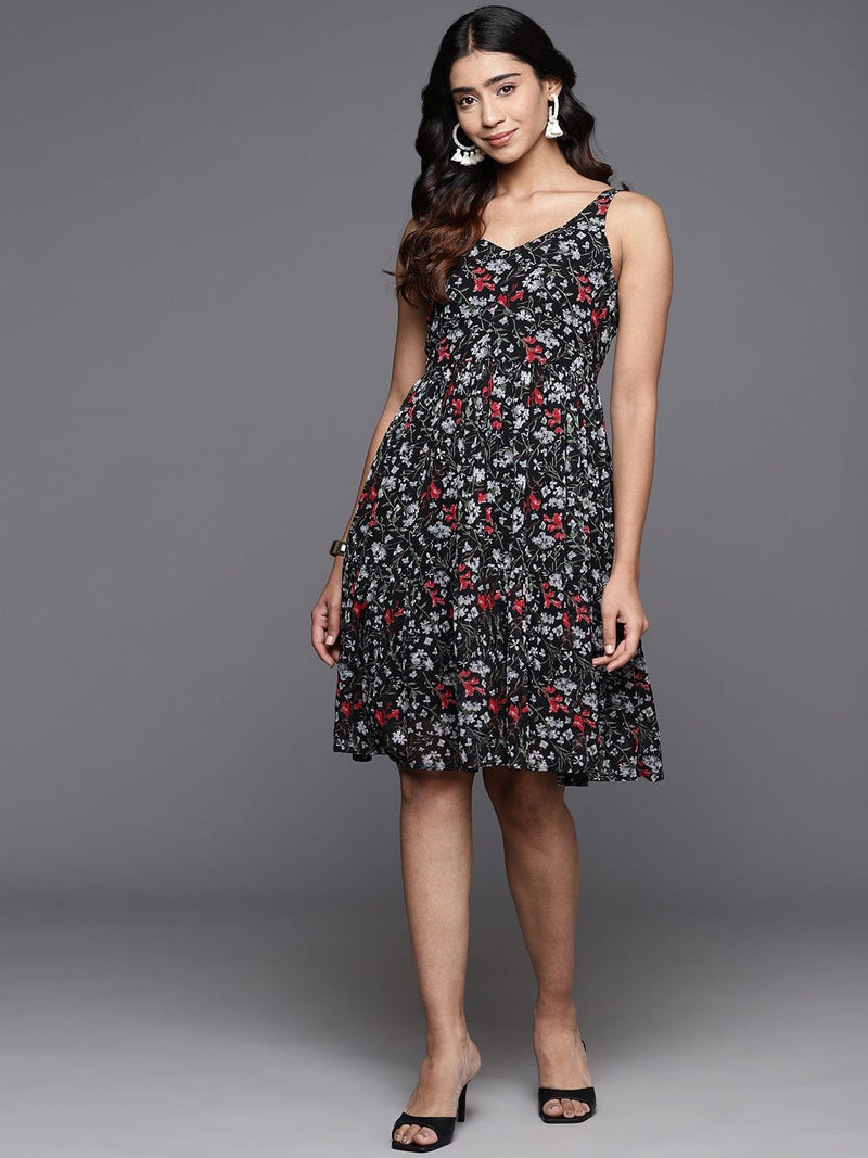 Varanga Women Black Floral Printed V Neck Tiered Dress With Flared Hem Vdrs41093